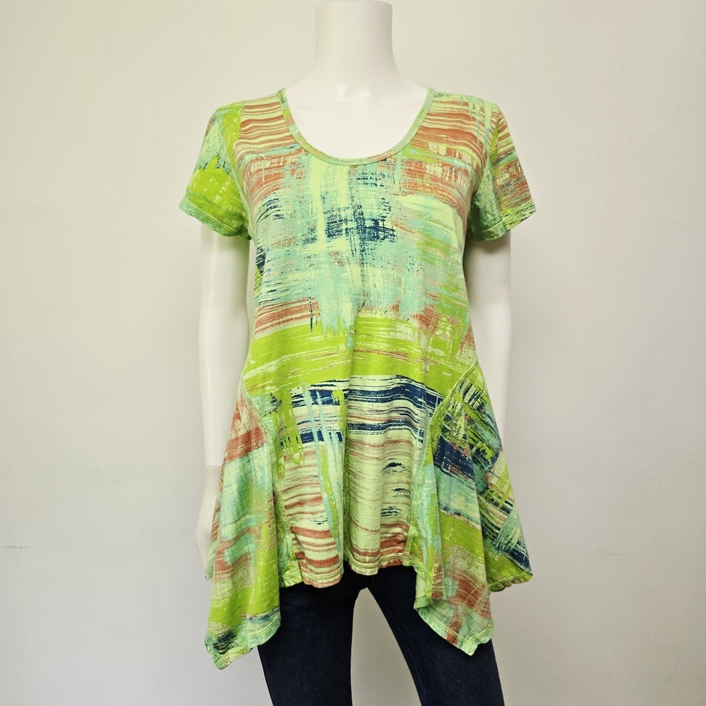 CMC Color Me Cotton Top Womens Size M Green Asymmetrical Hem Short Sleeve Artsy